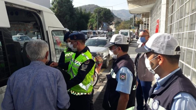 14 okul servis aracına 3 bin 552 TL cezai işlem uygulandı
