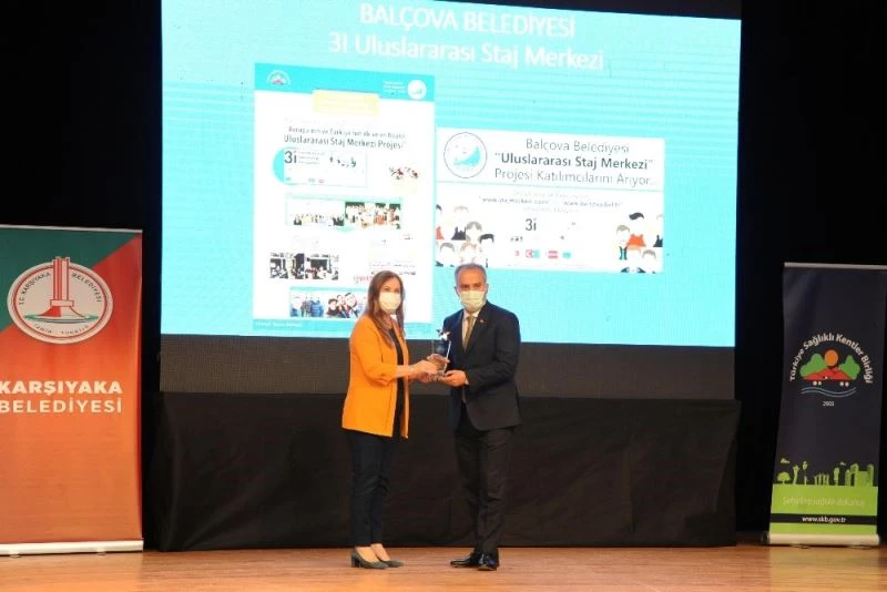 İşsiz gençlere Avrupa stajı ödül getirdi
