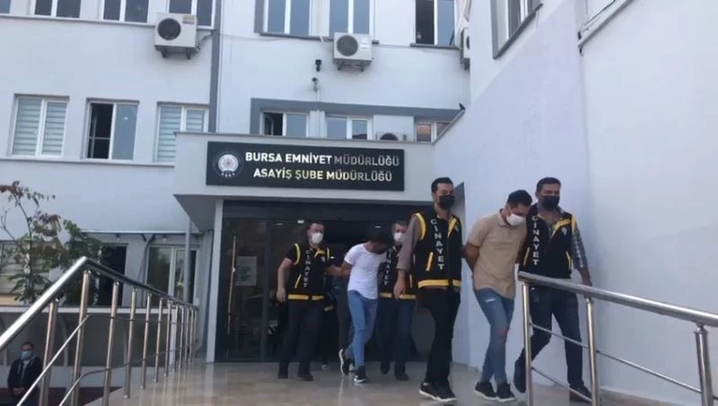 Bursa’da ’damsız’ kavgası ölümle bitti
