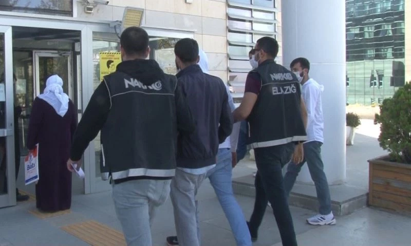 Elazığ’da uyuşturucu ile mücadele önce kullanıcılar, sonra satıcılar yakalandı
