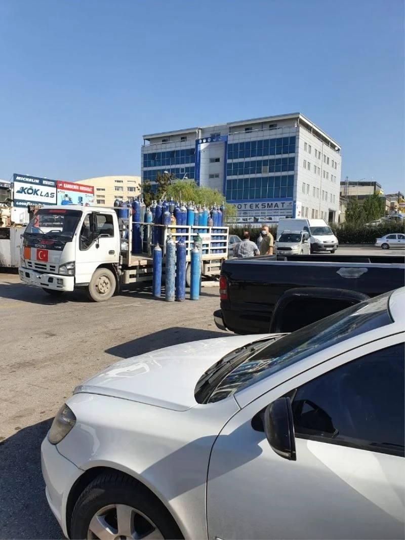 Başkent’te başlıkları kopan oksijen tüpleri dükkanlara fırladı: 1 yaralı
