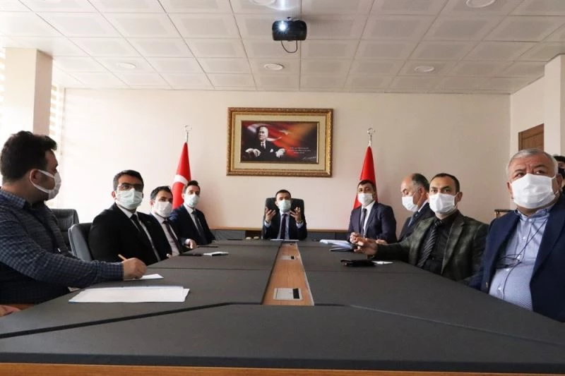 Kaymakam Bilici: “Salgının kontrol altında tutmak için yapılacakları belirledik”
