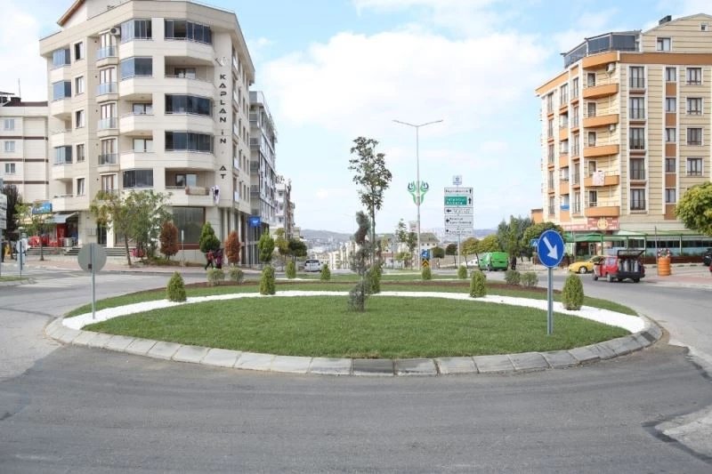 Çayırova’da iki dönel kavşağa düzenleme
