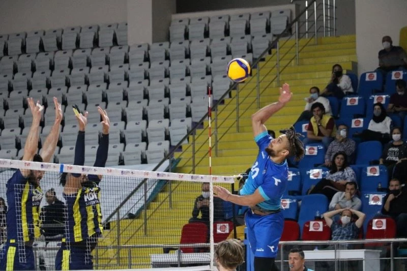 Efeler Ligi: Afyon Belediye Yüntaş: 1 - Fenerbahçe HDI Sigorta: 3
