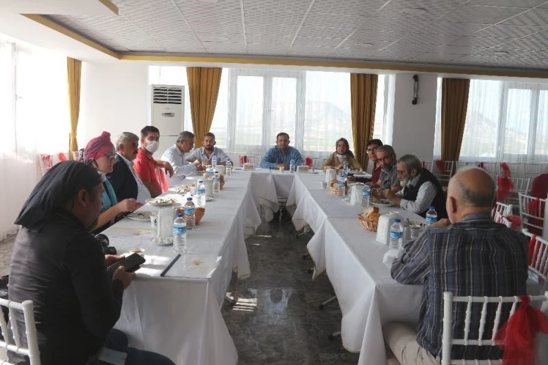 AK Parti İlçe Başkanı Solak; 