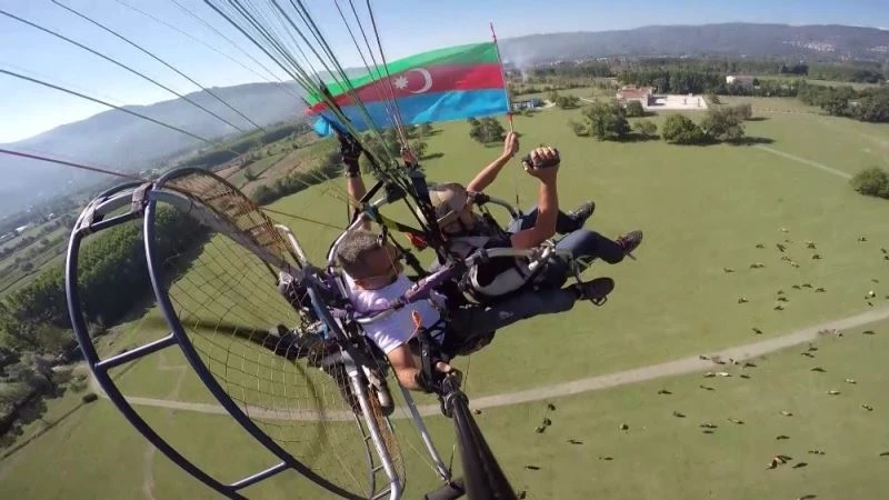 Havacılardan Azerbaycan’a gökyüzünde destek
