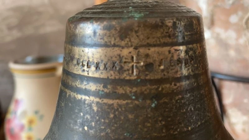 Bursa’da 2 bin yıllık olduğu düşünülen çan hurdacıdan çıktı, müzeye teslim edildi
