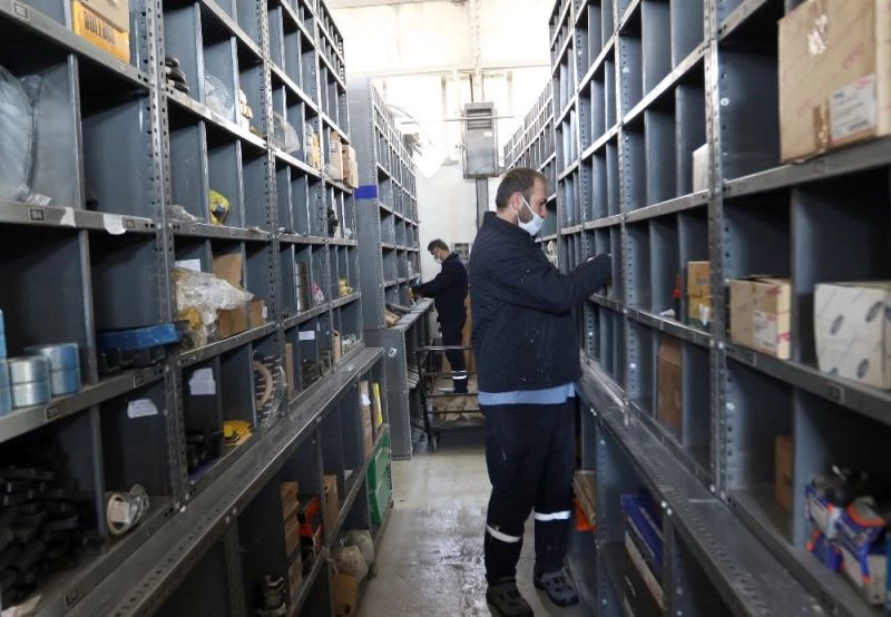Van Büyükşehir Belediyesi araç yedek parçasında yüzde 40 tasarruf sağladı
