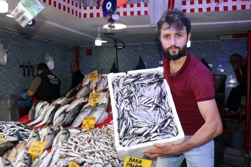 Palamuda ‘elveda’, hamsiye ‘merhaba’
