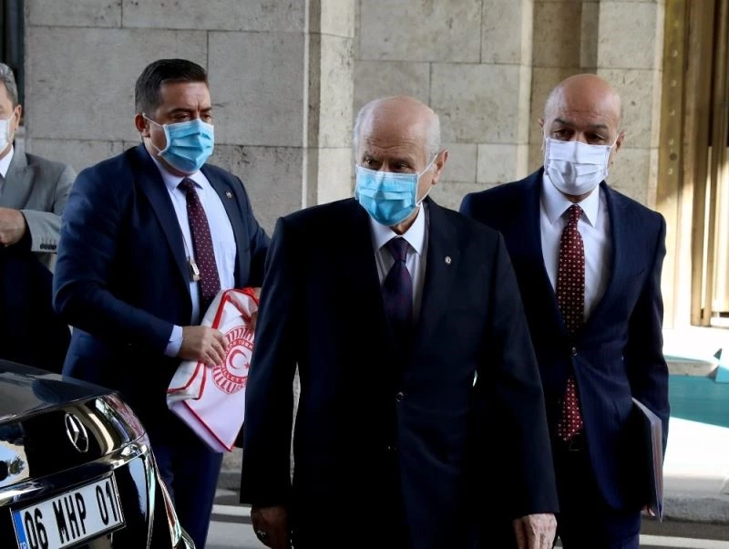 MHP Genel Başkanı Bahçeli: “Allah katında kıyamete kadar geçerli olan tek hak din İslam’dır”
