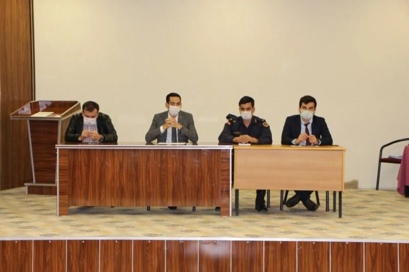 Kaymakam Soyu’dan muhtarlar ile Korana virüs toplantısı
