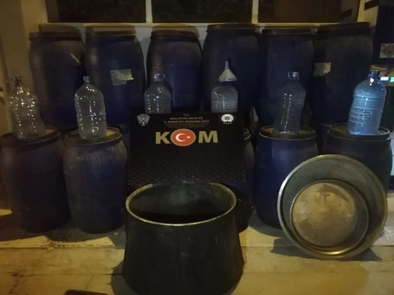 Malatya’da kaçak içkiye geçit yok
