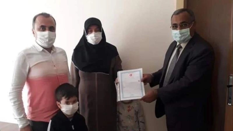 Hayırsever vatandaş evini Türkiye Diyanet Vakfına bağışladı
