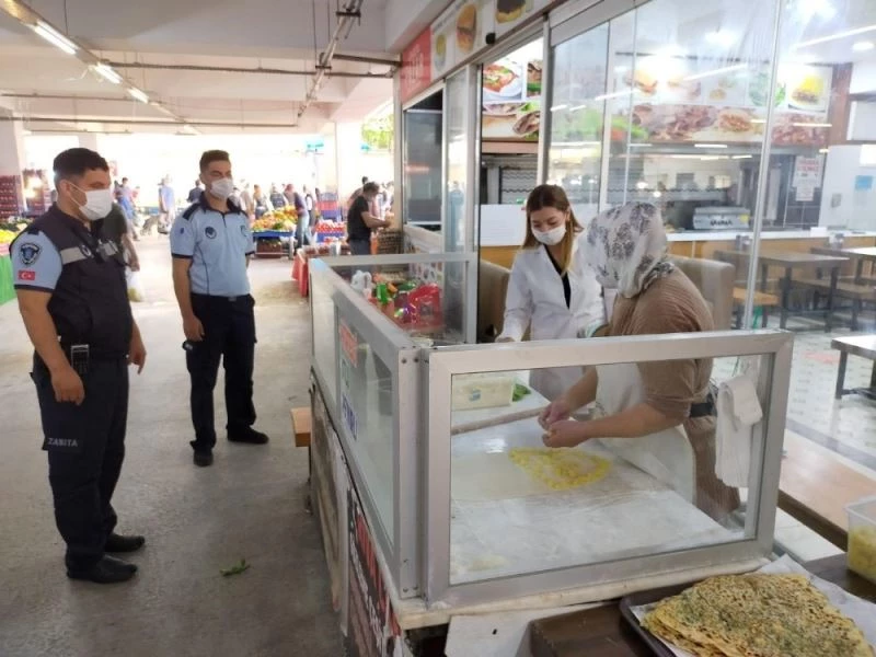 Kuşadası Belediyesi halk sağlığıyla ilgili denetimleri arttırdı
