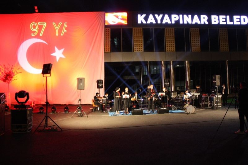 Diyarbakır’da Cumhuriyet’in 97. yıl dönümü konseri

