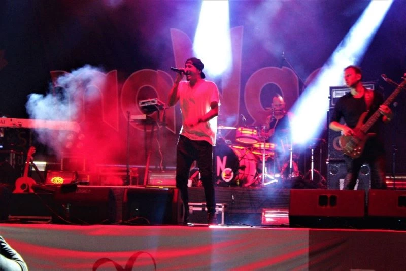 Manga konseri İzmit’in Cumhuriyet’in coşkusunu arttırdı
