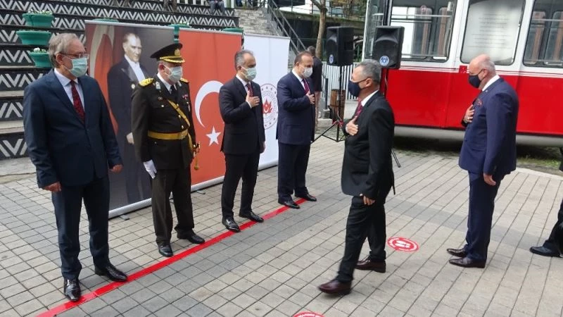 Canbolat: “Cumhuriyet, erdemin, faziletin, halk iradesinin, medeniyetin, hak ve hukukun adıdır”
