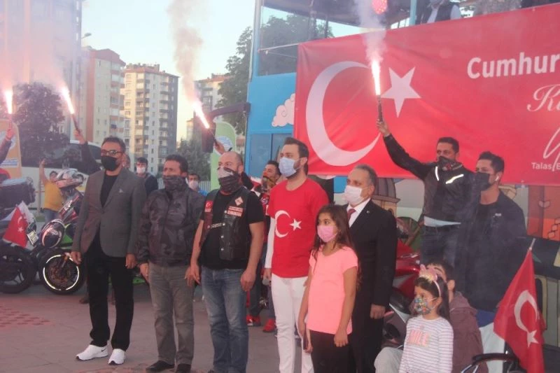 Kayseri’de motosiklet ve vosvoslu 29 Ekim coşkusu
