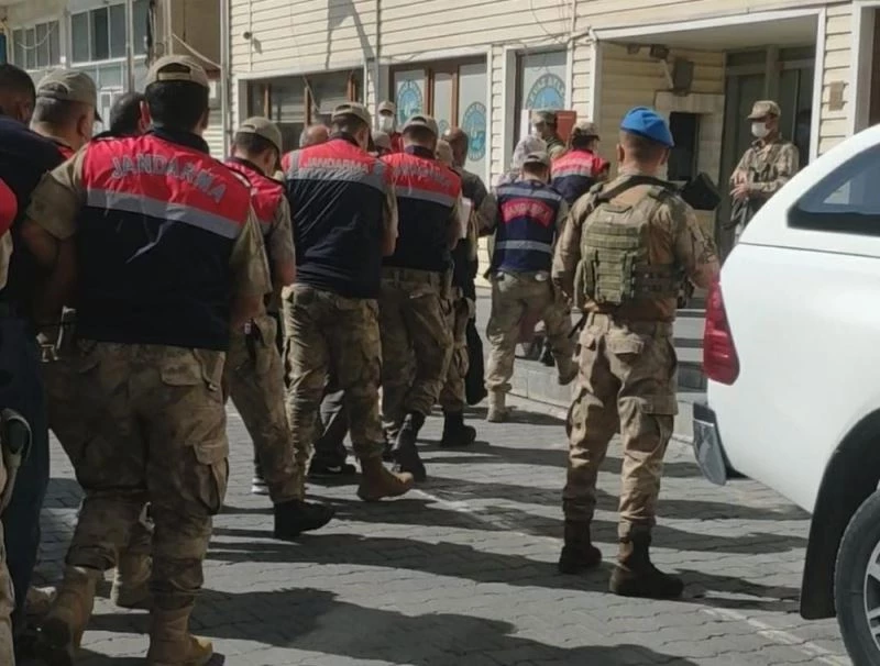 Bitlis’te 7 göçmenin Van Gölü’nde ölmesi olayında 7 kişi tutuklandı
