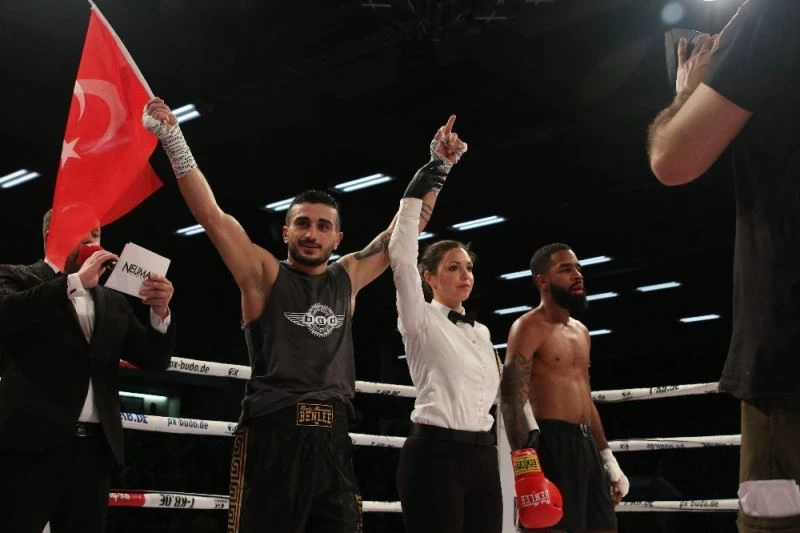 Volkan Gökçek ve Viktor Faust ringe çıkıyor
