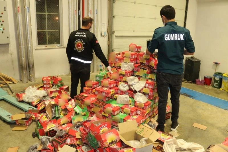 Hurma kutularında 50 kilogram eroin ele geçirildi
