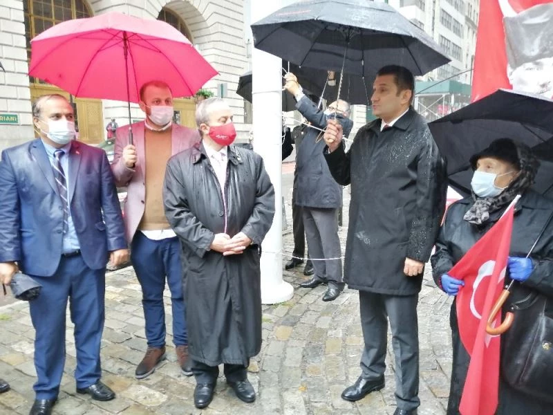 Türk Bayrağı ABD’de dalgalandı
