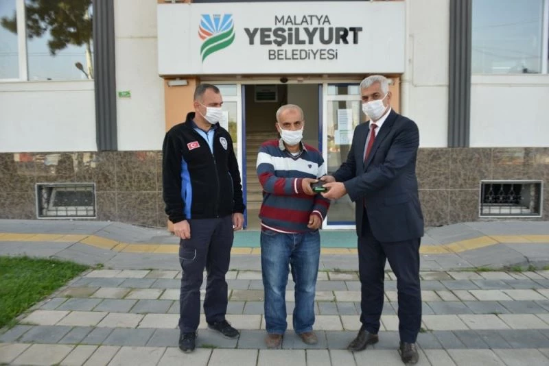 Zabıtalardan örnek davranış
