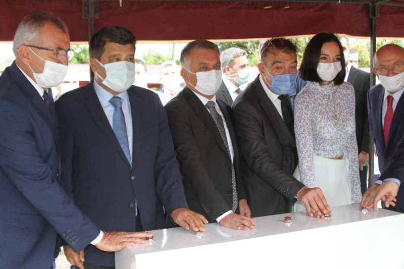 Antalya’da Türkiye’nin ilk ekolojik ortaokulunun temeli atıldı
