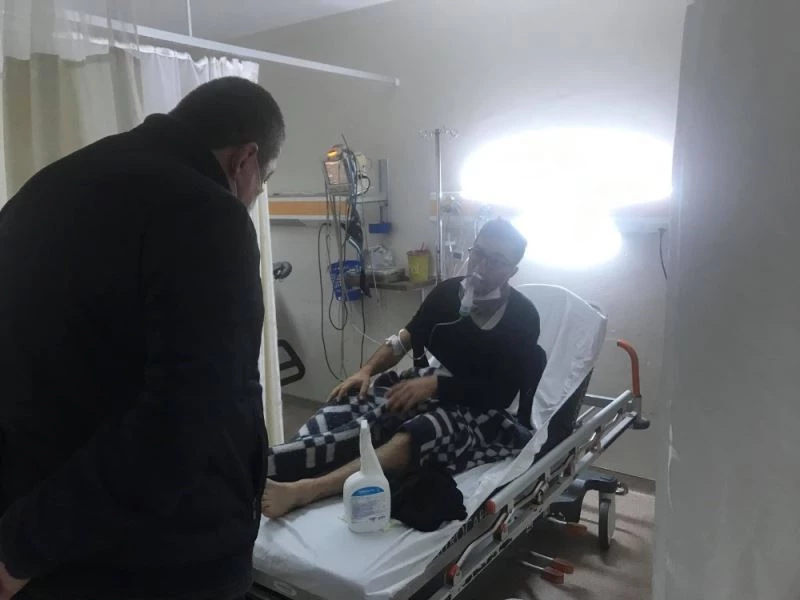 Tekin, yangından etkilenen itfaiye erlerini ziyaret etti
