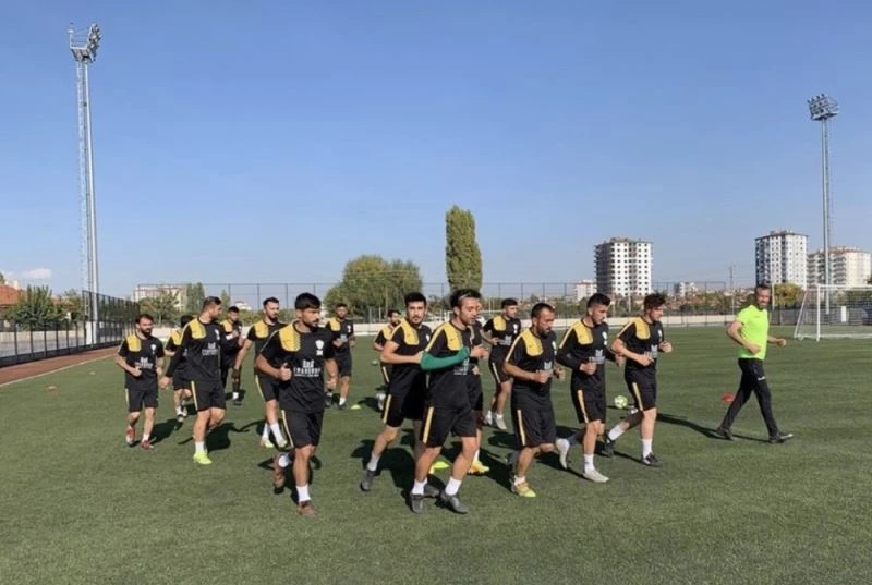 Kayseri Emar Grup FK çalışmalarını sürdürüyor
