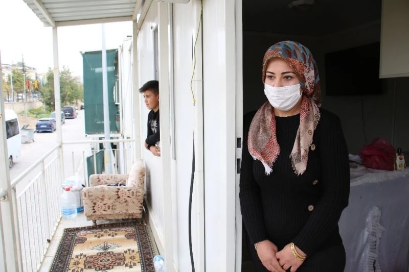 Elazığlı depremzedelerden İzmir’e  manevi destek
