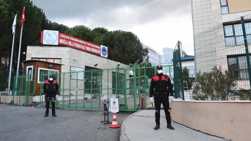 Karantinaya uymayanlar, öğrenci yurduna gönderiliyor
