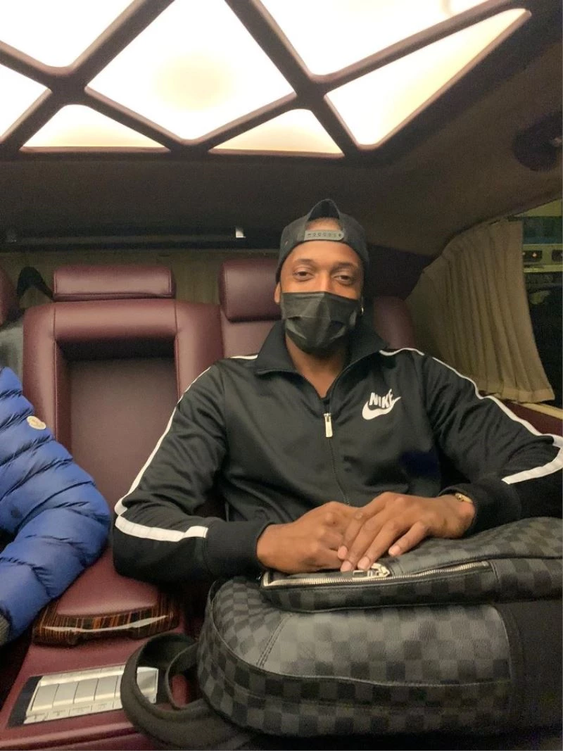 Kayserispor Fernandes’e imza attırdı
