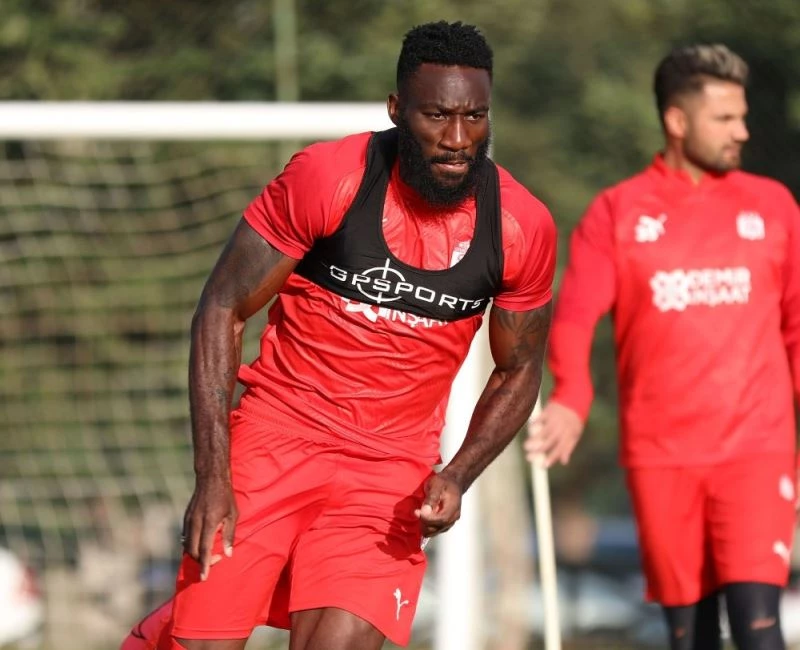 Aaron Appindangoye: “Yakında görüşeceğiz”
