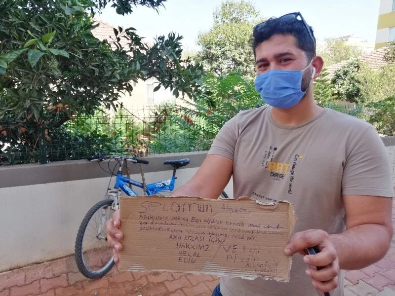 Çaldığı bisikleti 3 gün sonra özür ve af notuyla geri bıraktı
