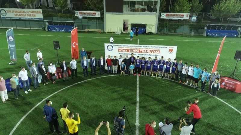 Sefer Talat Özkarslı ayak tenisi turnuvası sona erdi
