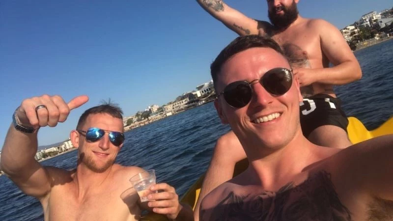 İrlanda’dan Didim’e gelen genç ölü bulundu, 2 arkadaşı ise yoğun bakımda
