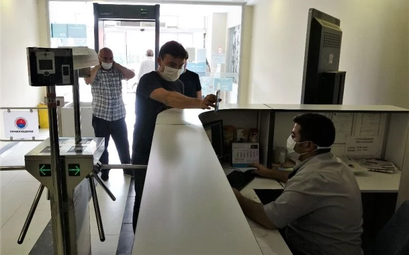 HES kodu olmayanlar geri dönmek zorunda kaldı
