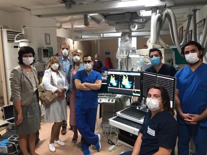 Yabancı doktorlar yeni tedavi yöntemini Samsun’da öğreniyor
