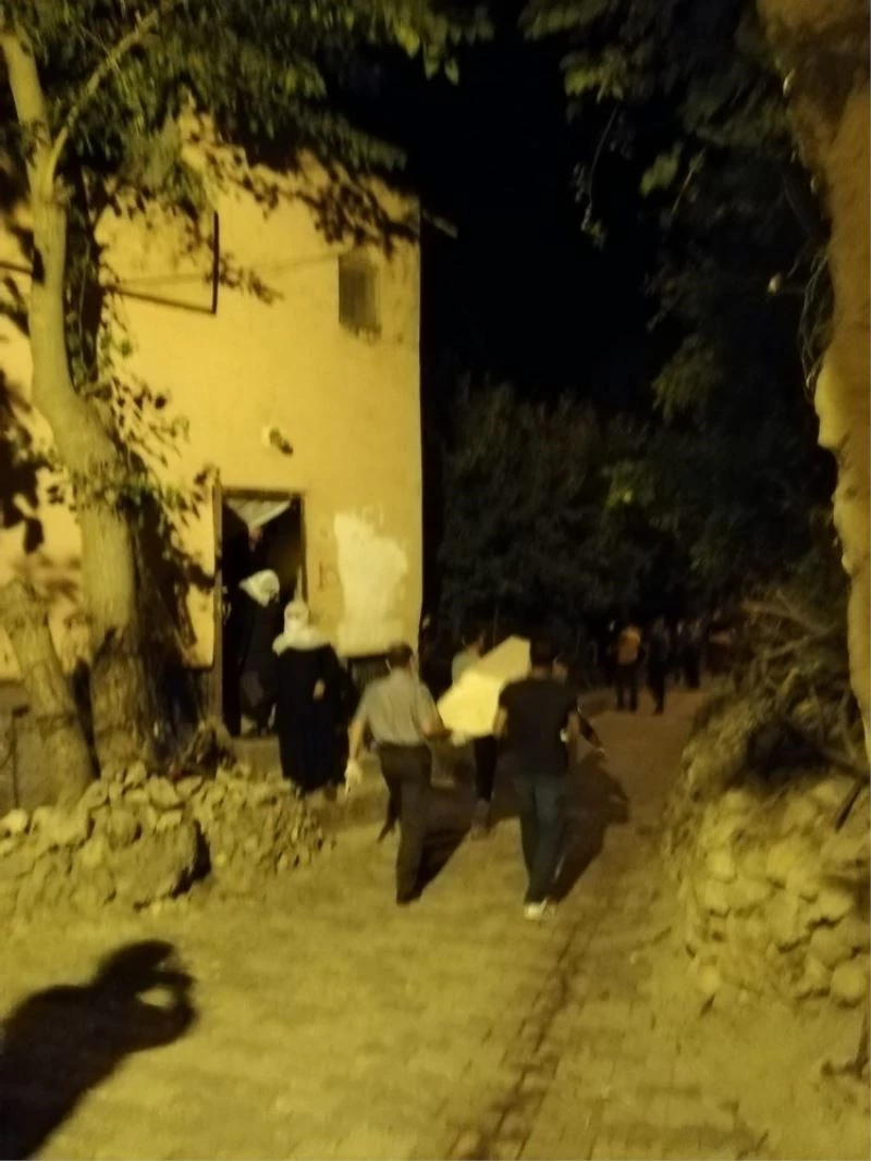 Batman’da damdan düşen kadın hayatını kaybetti
