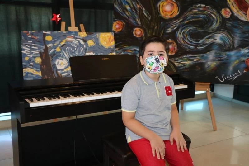 Minik piyanist, Cumhurbaşkanıyla buluşacağı anı bekliyor
