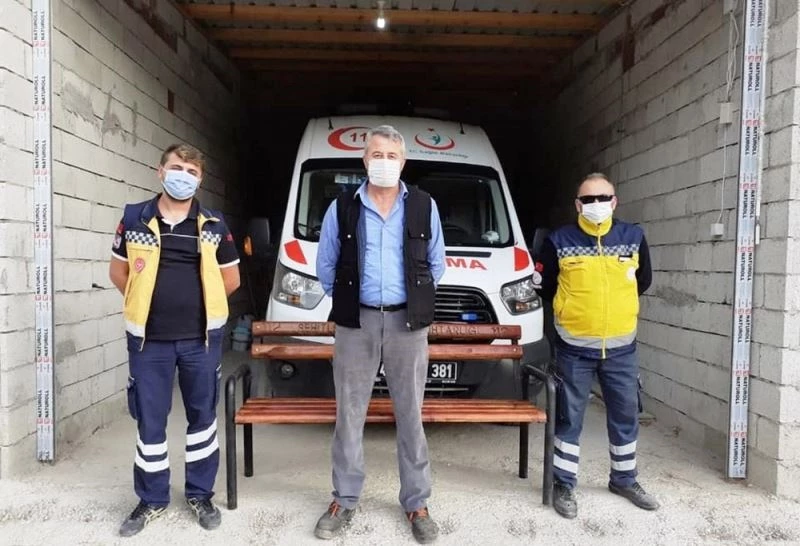 Muhtardan oturma bankı desteği
