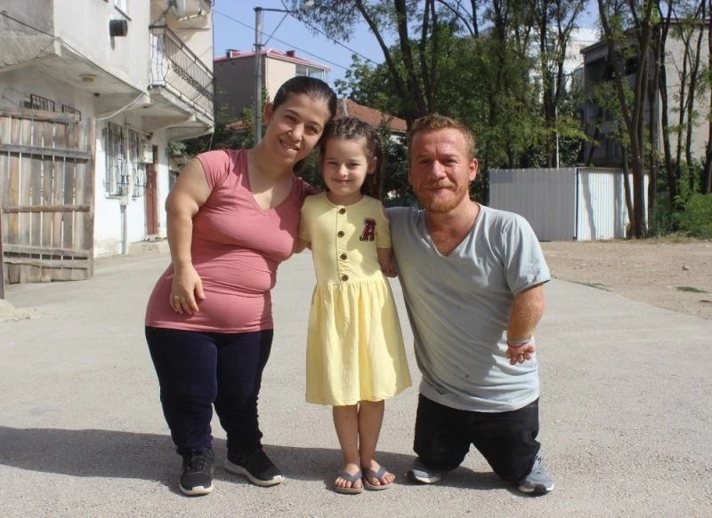 Boyları küçük aşkları büyük
