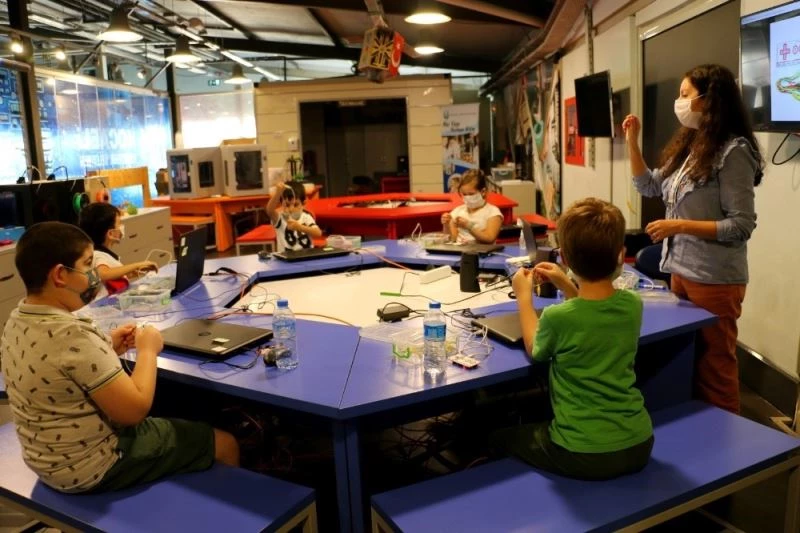 Mucit Dünyası eğitimleri yeniden başladı
