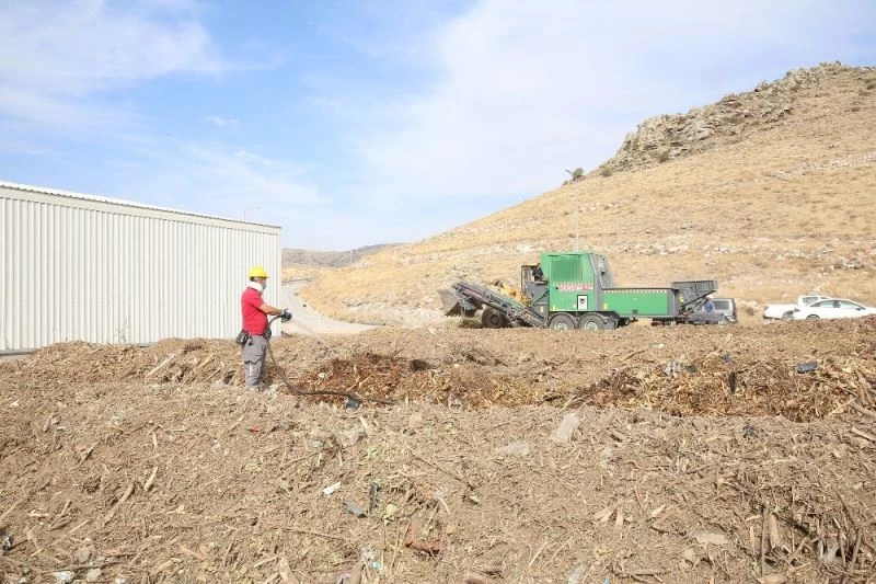 199 ton bitkisel atık, gübre oluyor
