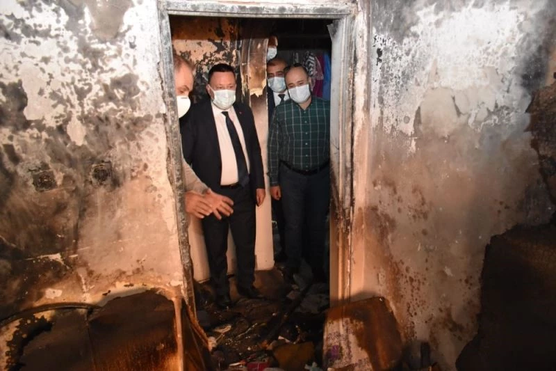 AK Partili Başkan Beyoğlu, yangında küle dönen evi kendi imkanlarıyla onaracak
