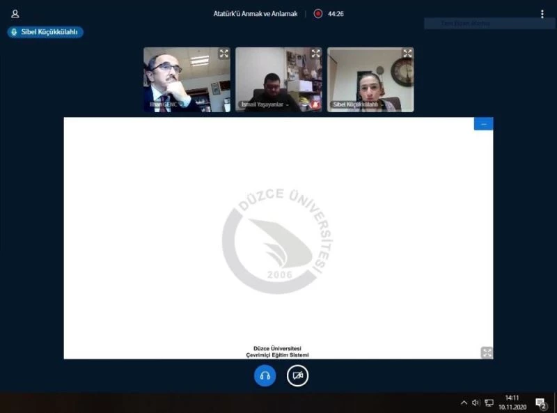 DÜ’de “Atatürk’ü Anmak ve Anlamak” konulu panel düzenlendi

