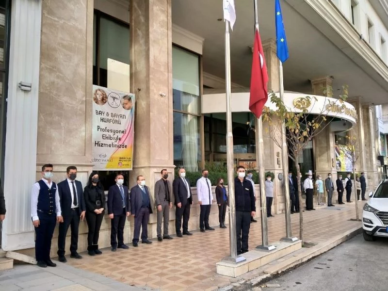 Elite World Otelinden Atatürk’ü anma programı
