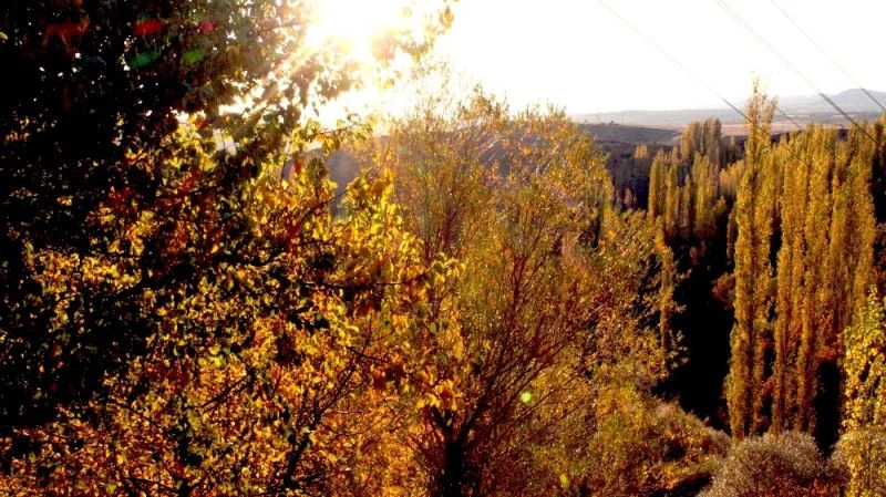 Sızır Şelalesinde Hazan güzelliği
