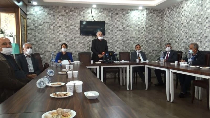 Kürt siyasetçi ve yazar İbrahim Güçlü’den terör örgütü PKK’ya tepki
